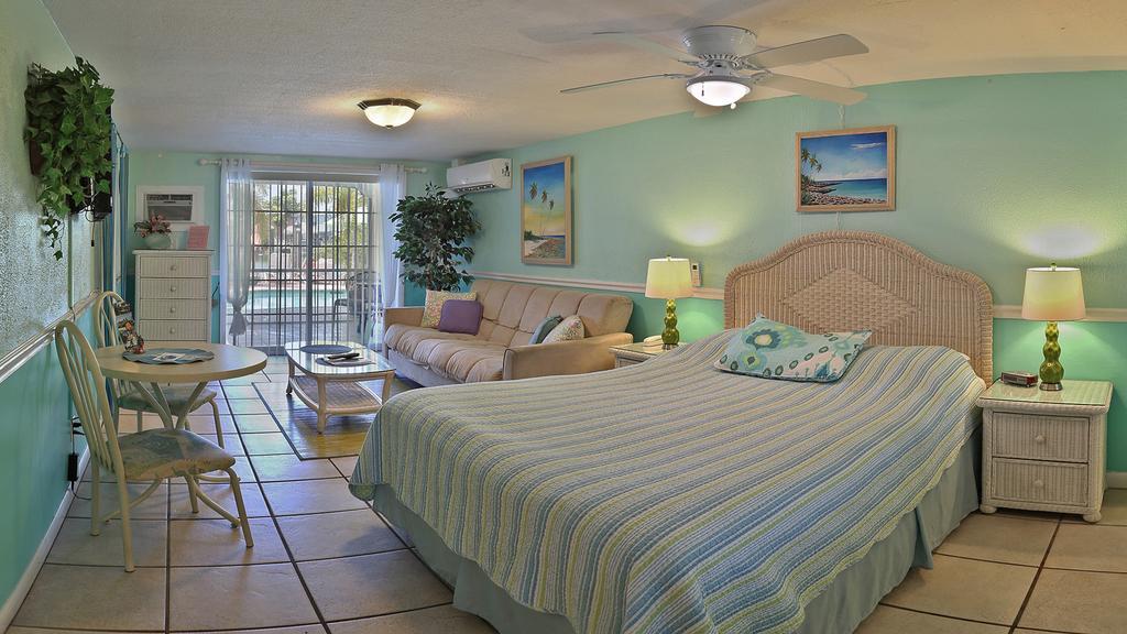 Manatee Bay Inn Fort Myers Beach Esterno foto