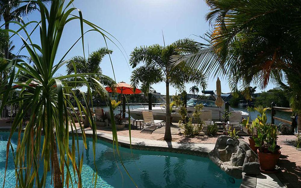 Manatee Bay Inn Fort Myers Beach Esterno foto