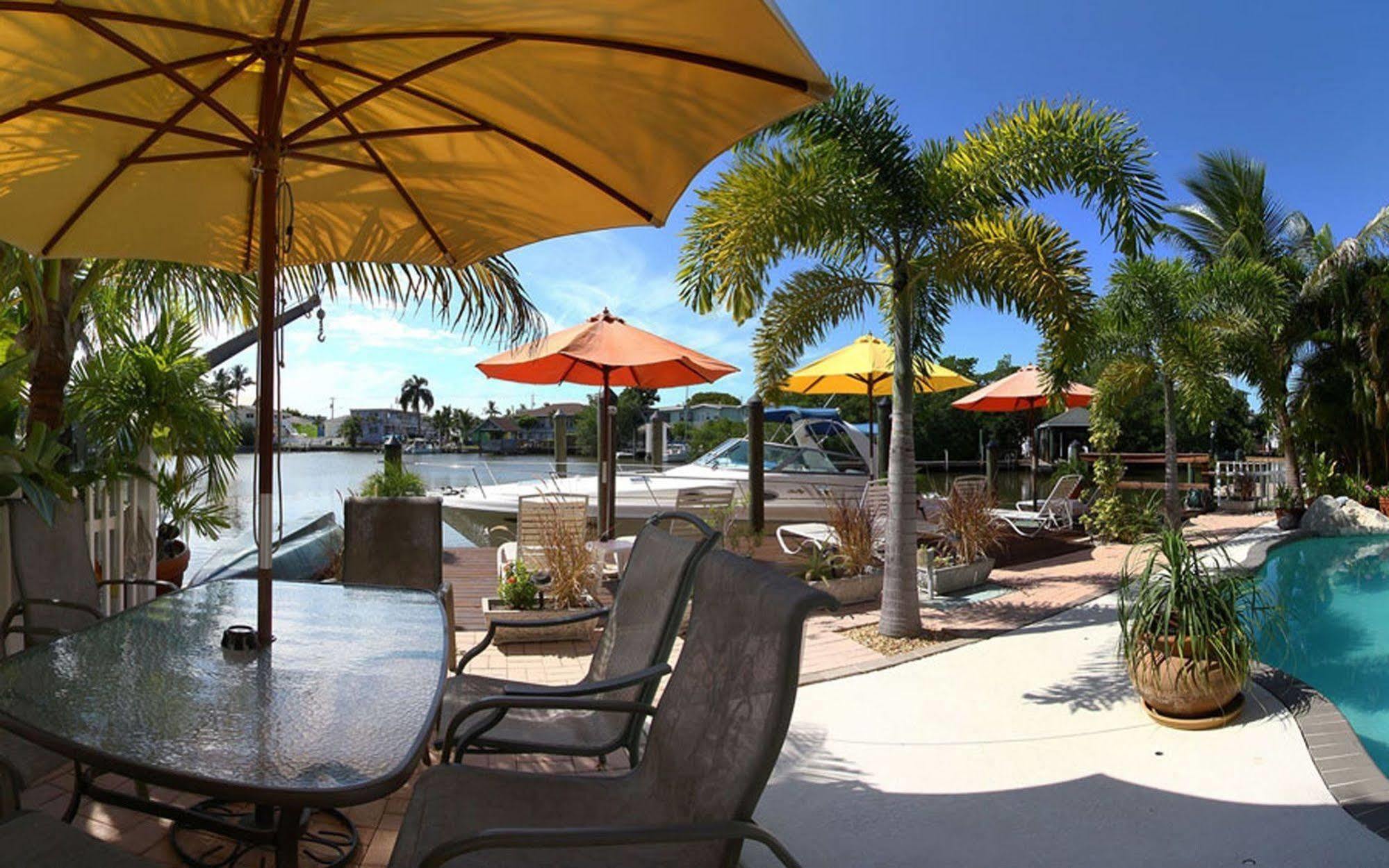 Manatee Bay Inn Fort Myers Beach Esterno foto