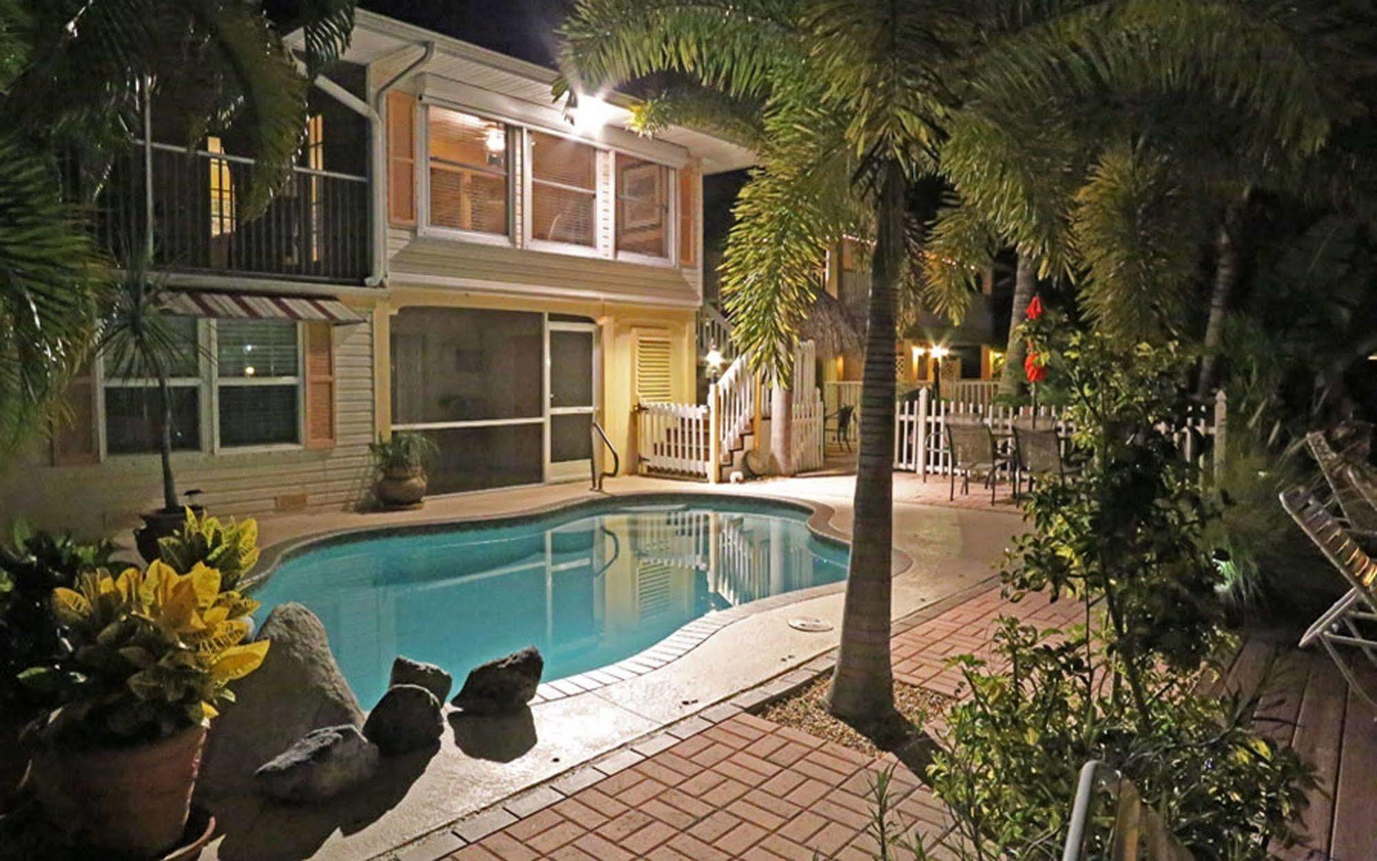 Manatee Bay Inn Fort Myers Beach Esterno foto