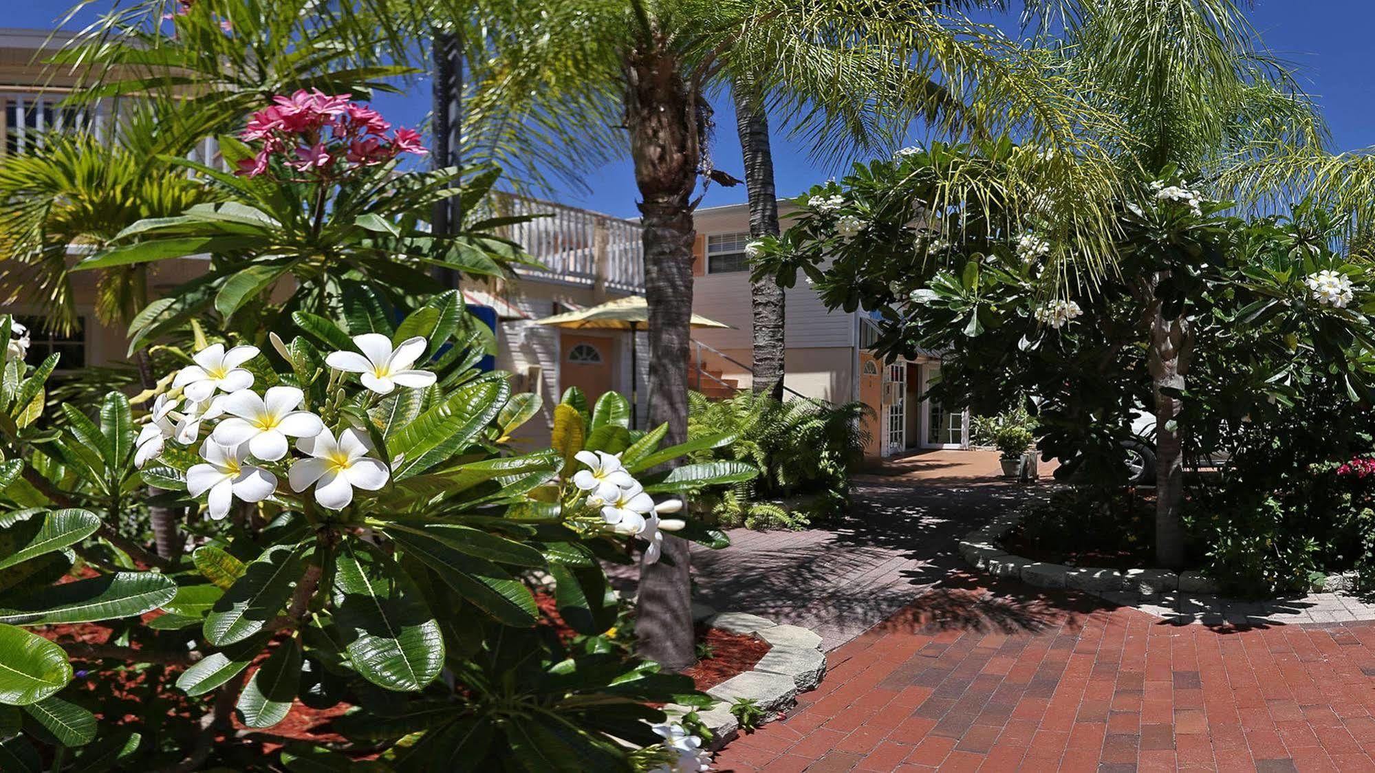 Manatee Bay Inn Fort Myers Beach Esterno foto