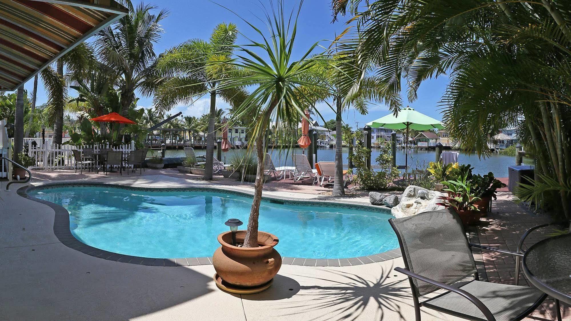 Manatee Bay Inn Fort Myers Beach Esterno foto