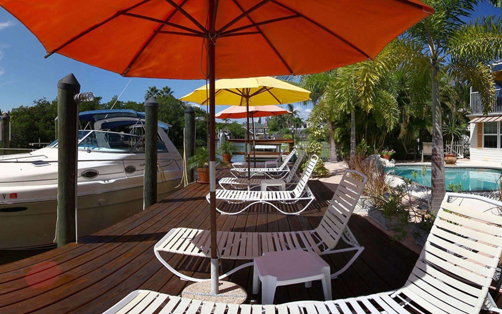 Manatee Bay Inn Fort Myers Beach Esterno foto