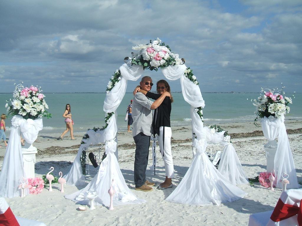 Manatee Bay Inn Fort Myers Beach Esterno foto